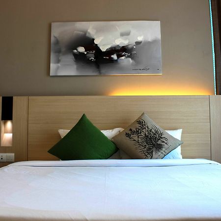 The Manor Luxury Suites & Apartments 쿠알라룸푸르 외부 사진
